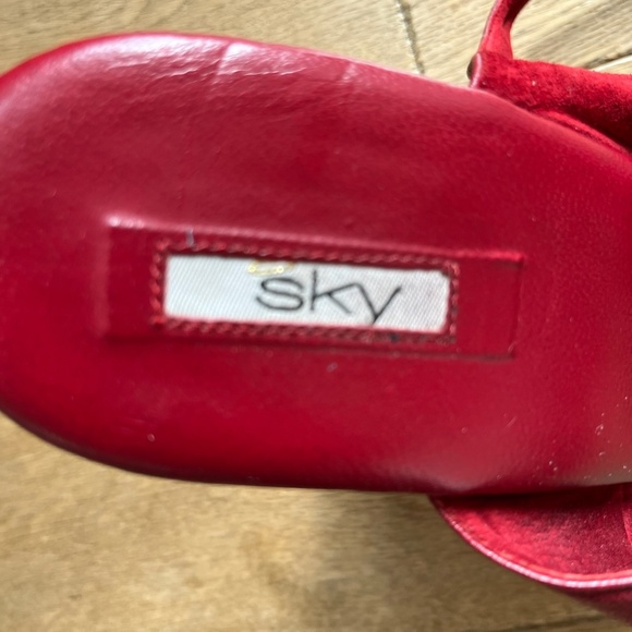 SKY cherry red size 11 platform sandal - Picture 4 of 10
